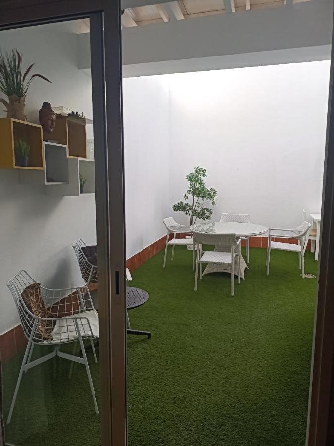 Habitacion Privada May Con Balcon Vecindario  Extérieur photo